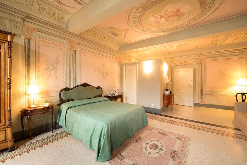 Hotel Palazzo Piazza Mazzini Pescia Habitación foto