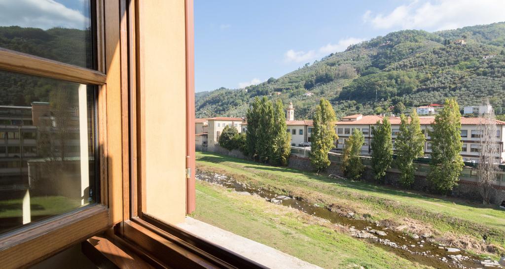 Hotel Palazzo Piazza Mazzini Pescia Exterior foto